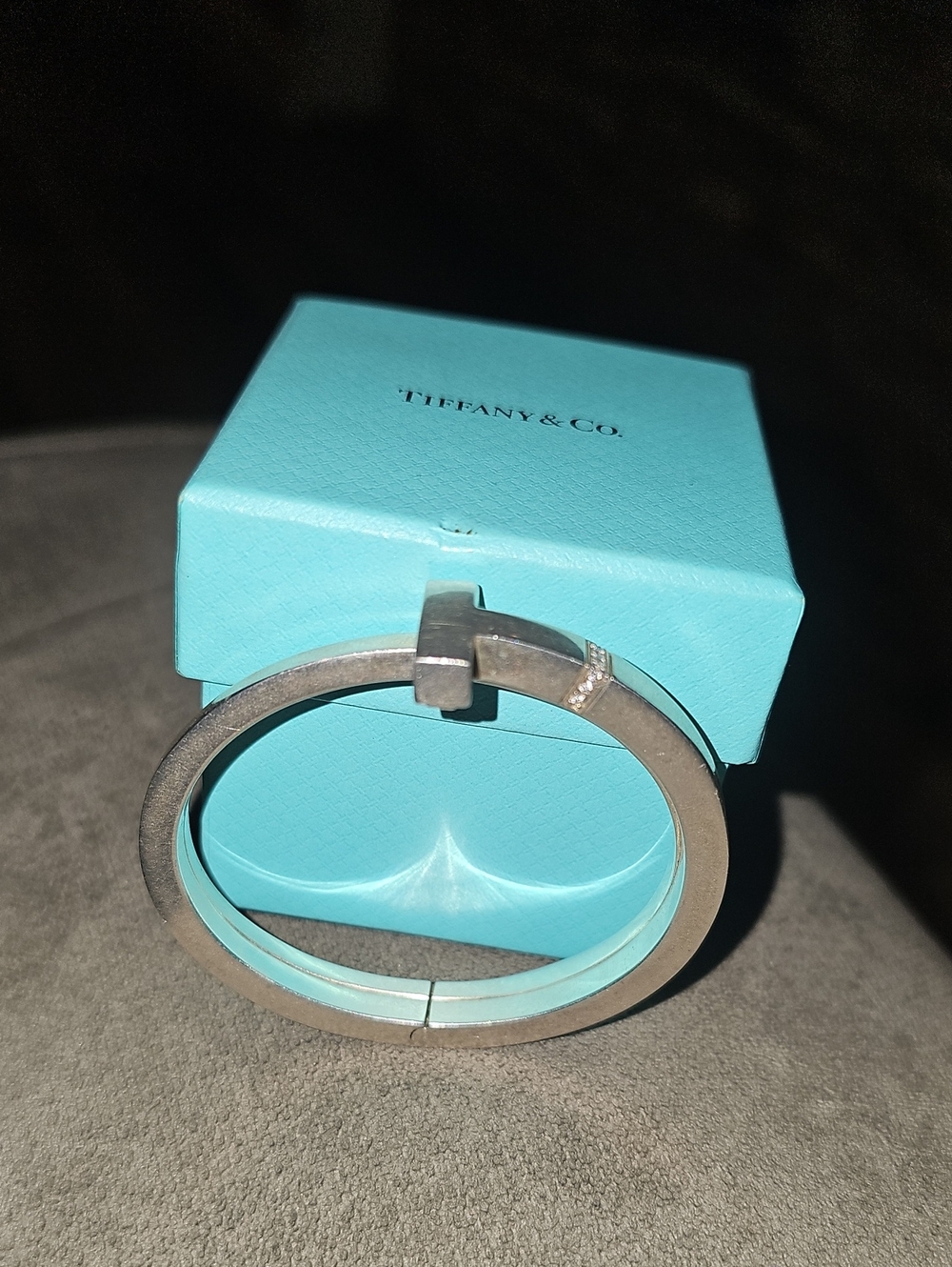 Tiffany & Co. Men’s Silver Keyring Bracelet - Blue Accent